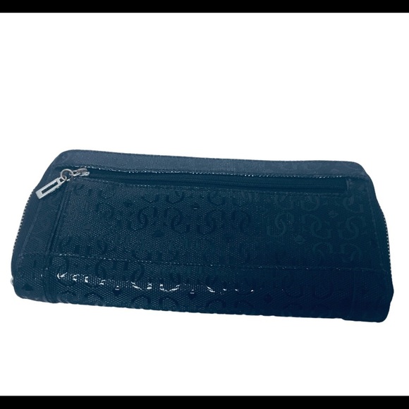 GUESS Signature Printed Zip Around Wallet Black One Size - Picture 13 of 13